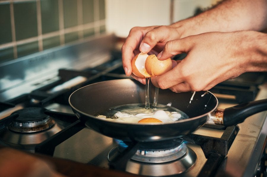 Benefits of Egg Yolks and Egg Whites | BrainMD