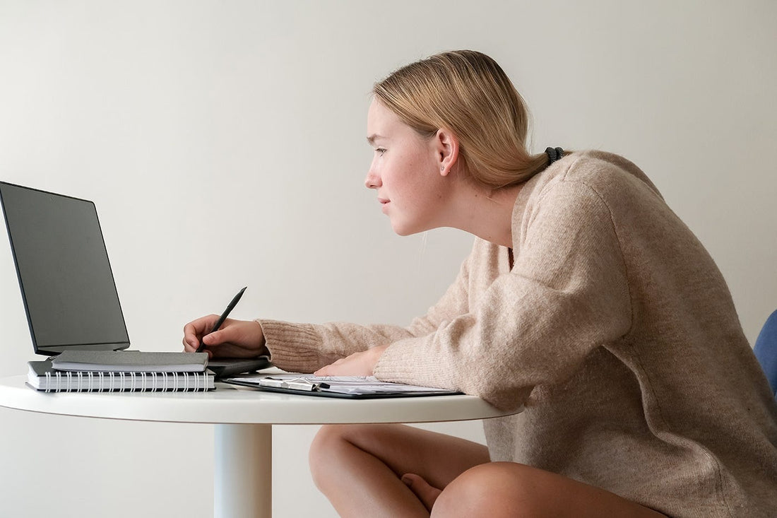 Here Are Some of the Best Ways to Prevent Tech Neck