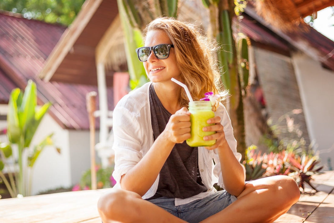 Chill Out with These Healthy Summer Drink & Smoothie Recipes!