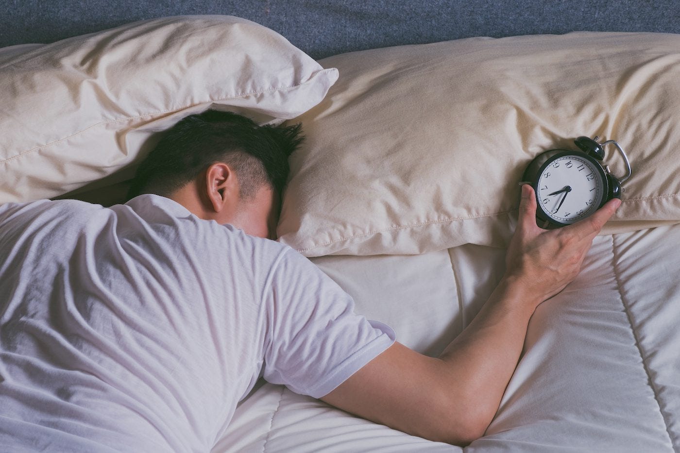 6 Simple Ways to Become an Early Riser