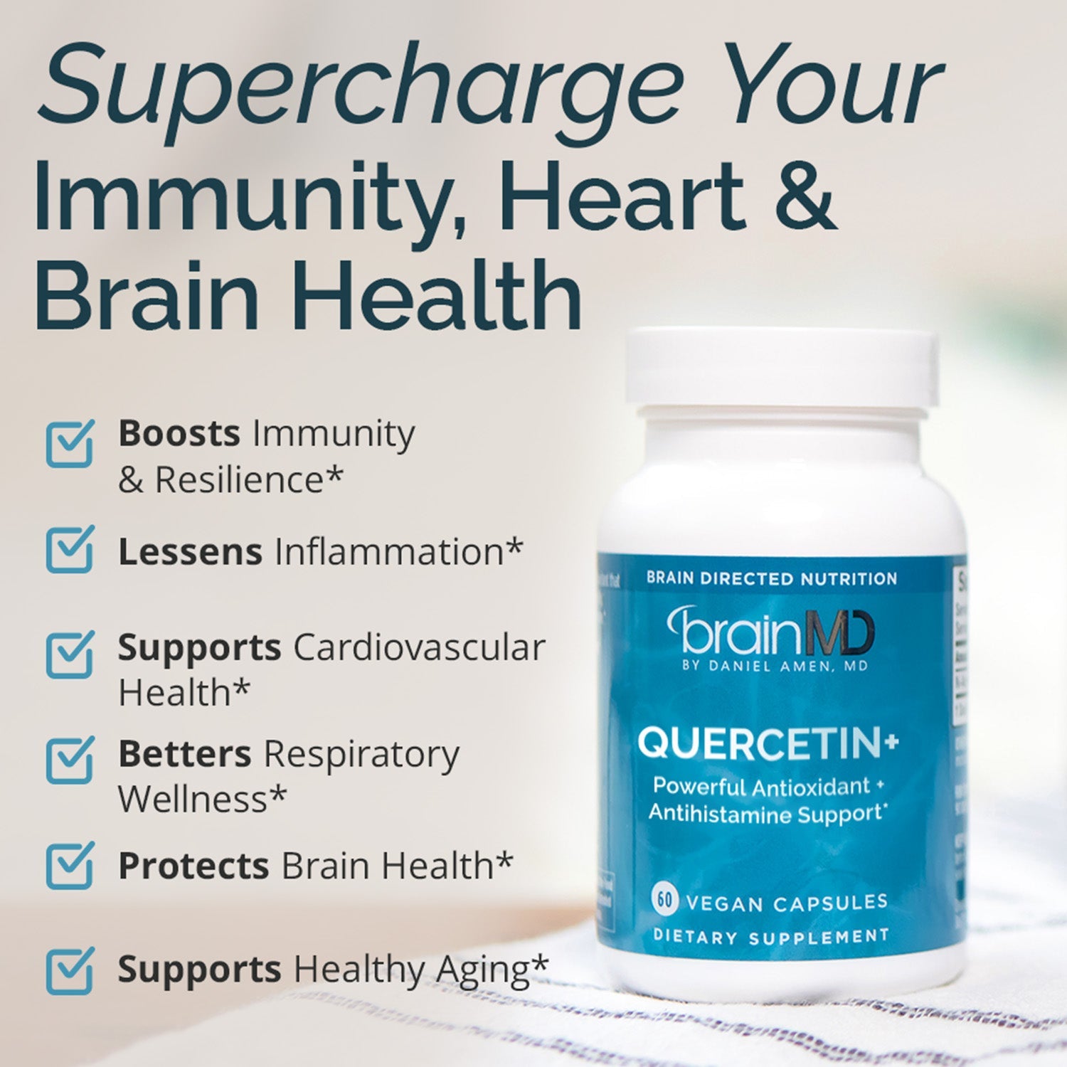 BrainMD Quercetin+: infographic, blue supplement bottle next to a list of phrases highlighting product benefits